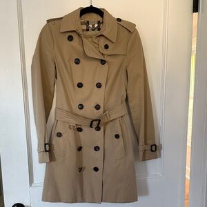 Burberry Sandringham Trench Coat